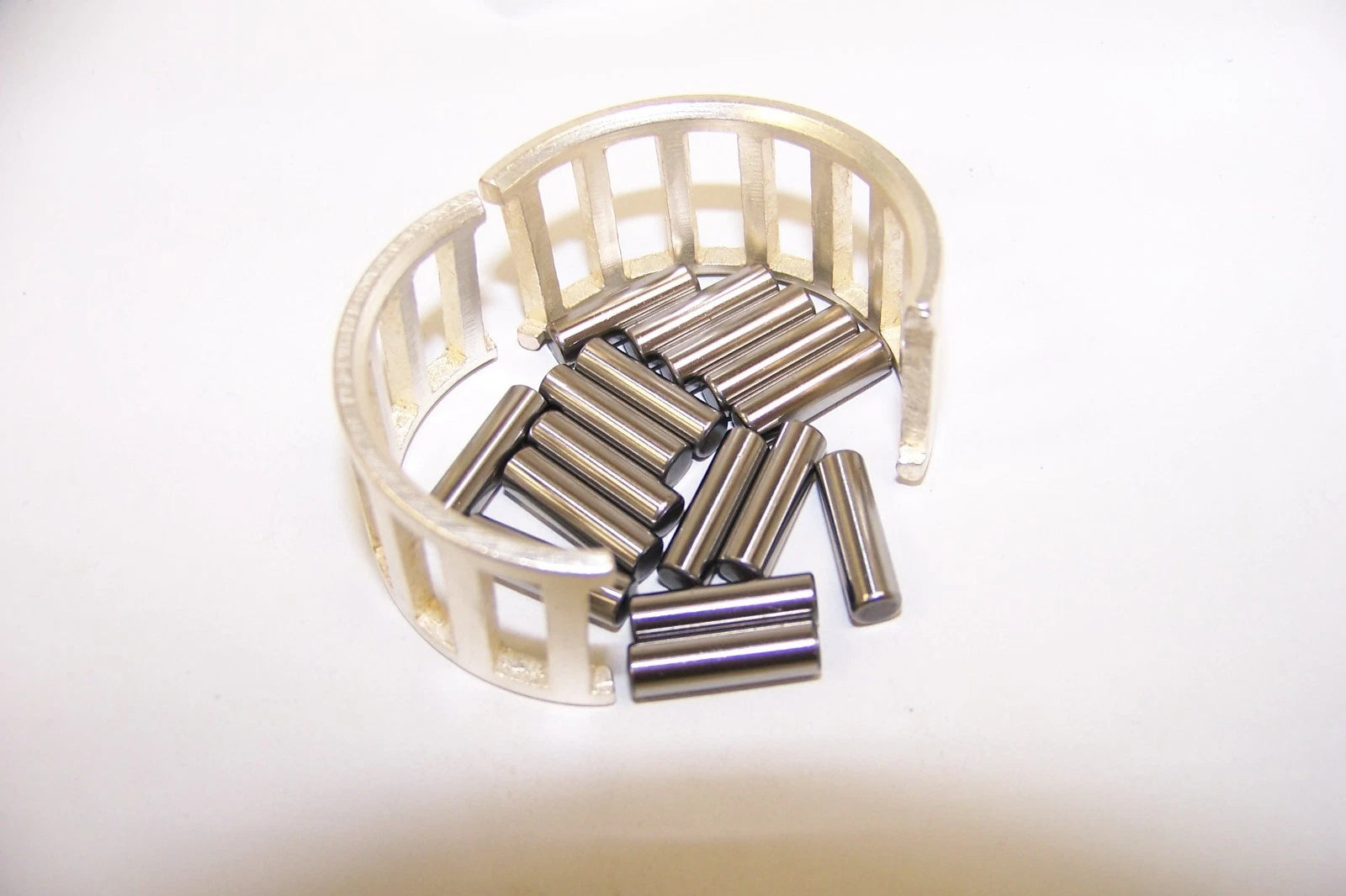 Bearing Needles for WSM Force/Mercury/Mariner 35-150 Hp (010-138)
